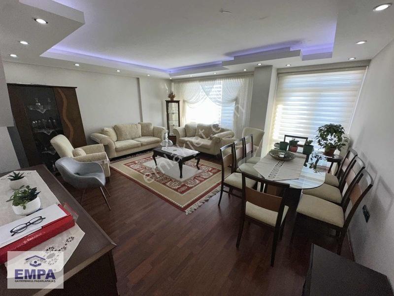 Empa'dan Yenibağlar Espark Karşısında 3+1 185m² Bakımlı Daire — fotoğraf 8