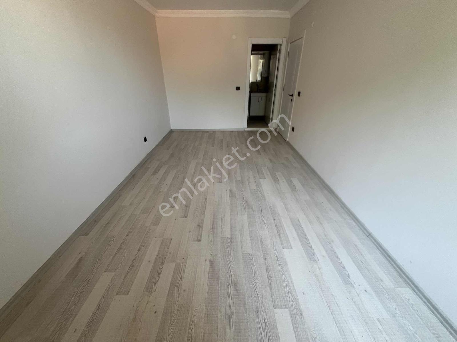 Dağlı !gayrimenkul'den 3+1 Ara- Kat Çift'banyo Cadde'üzeri ! — fotoğraf 5
