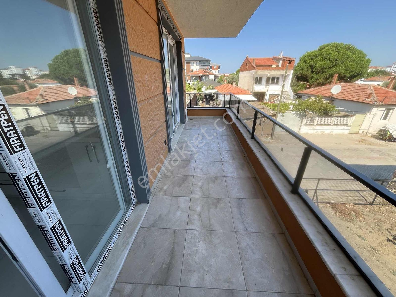 Dağlı !gayrimenkul'den 3+1 Ara- Kat Çift'banyo Cadde'üzeri ! — fotoğraf 8