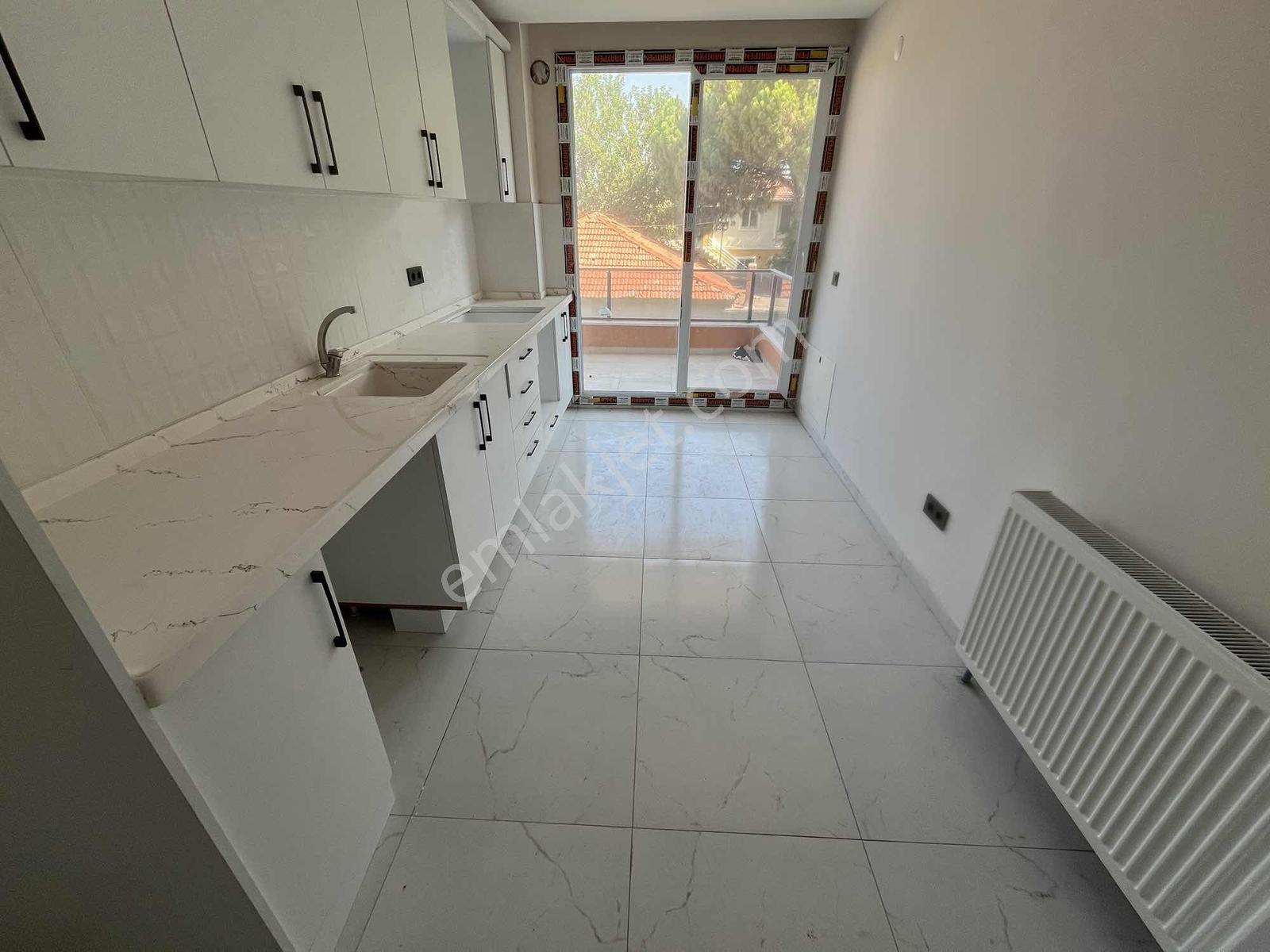 Dağlı !gayrimenkul'den 3+1 Ara- Kat Çift'banyo Cadde'üzeri ! — fotoğraf 10