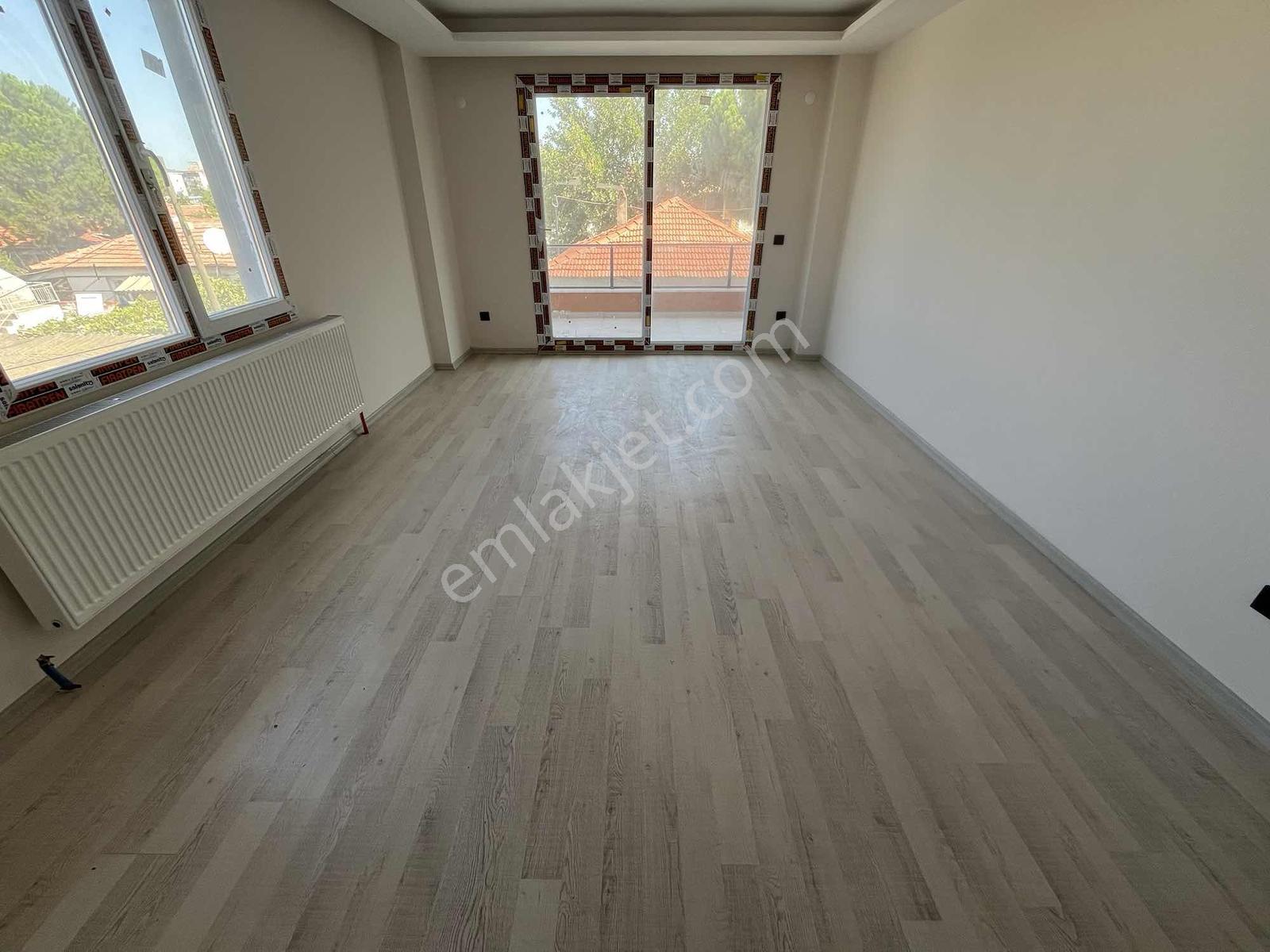 Dağlı !gayrimenkul'den 3+1 Ara- Kat Çift'banyo Cadde'üzeri ! — fotoğraf 13