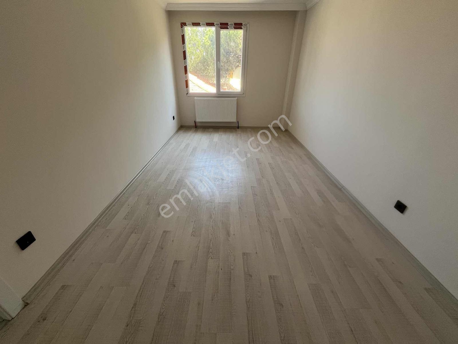 Dağlı !gayrimenkul'den 3+1 Ara- Kat Çift'banyo Cadde'üzeri ! — fotoğraf 15