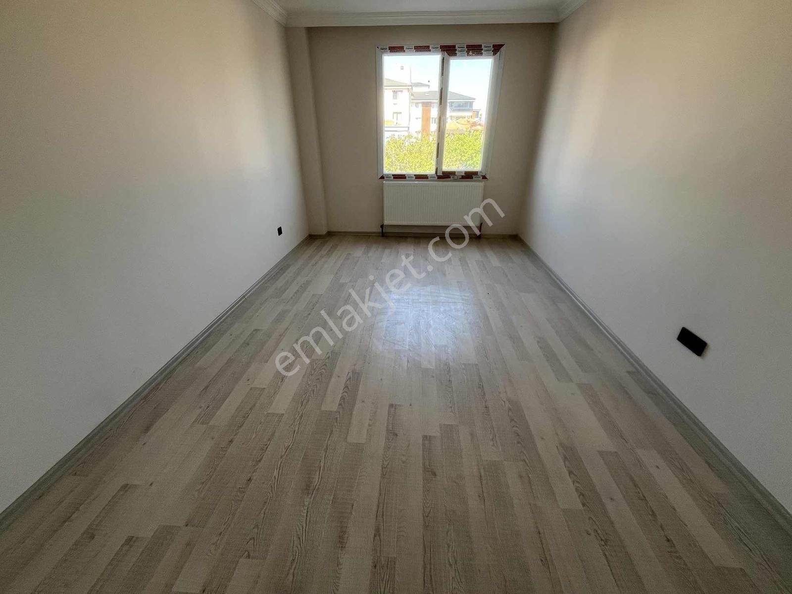 Dağlı !gayrimenkul'den 3+1 Ara- Kat Çift'banyo Cadde'üzeri ! — fotoğraf 18