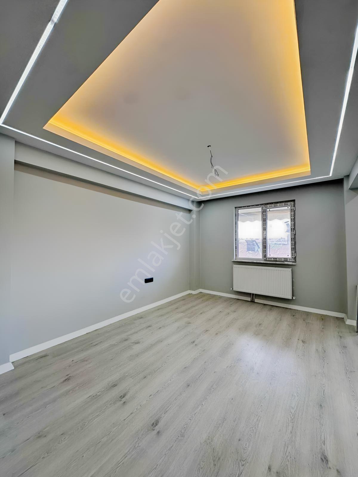 Mrv Beyoğlu Gayrimenkulden Şehrin Göbeğinde Satılık 3+1 Daire