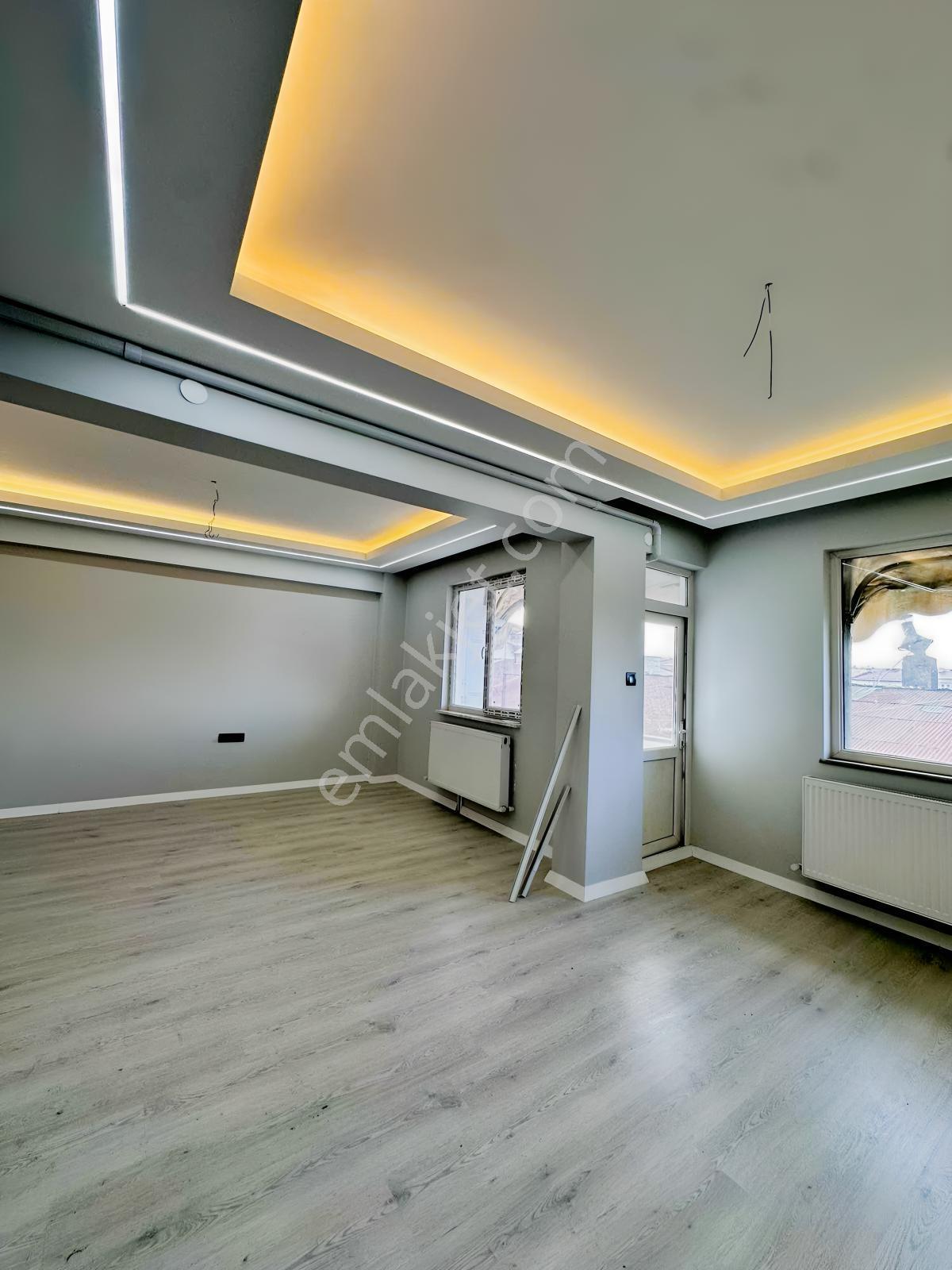 Mrv Beyoğlu Gayrimenkulden Şehrin Göbeğinde Satılık 3+1 Daire — fotoğraf 14