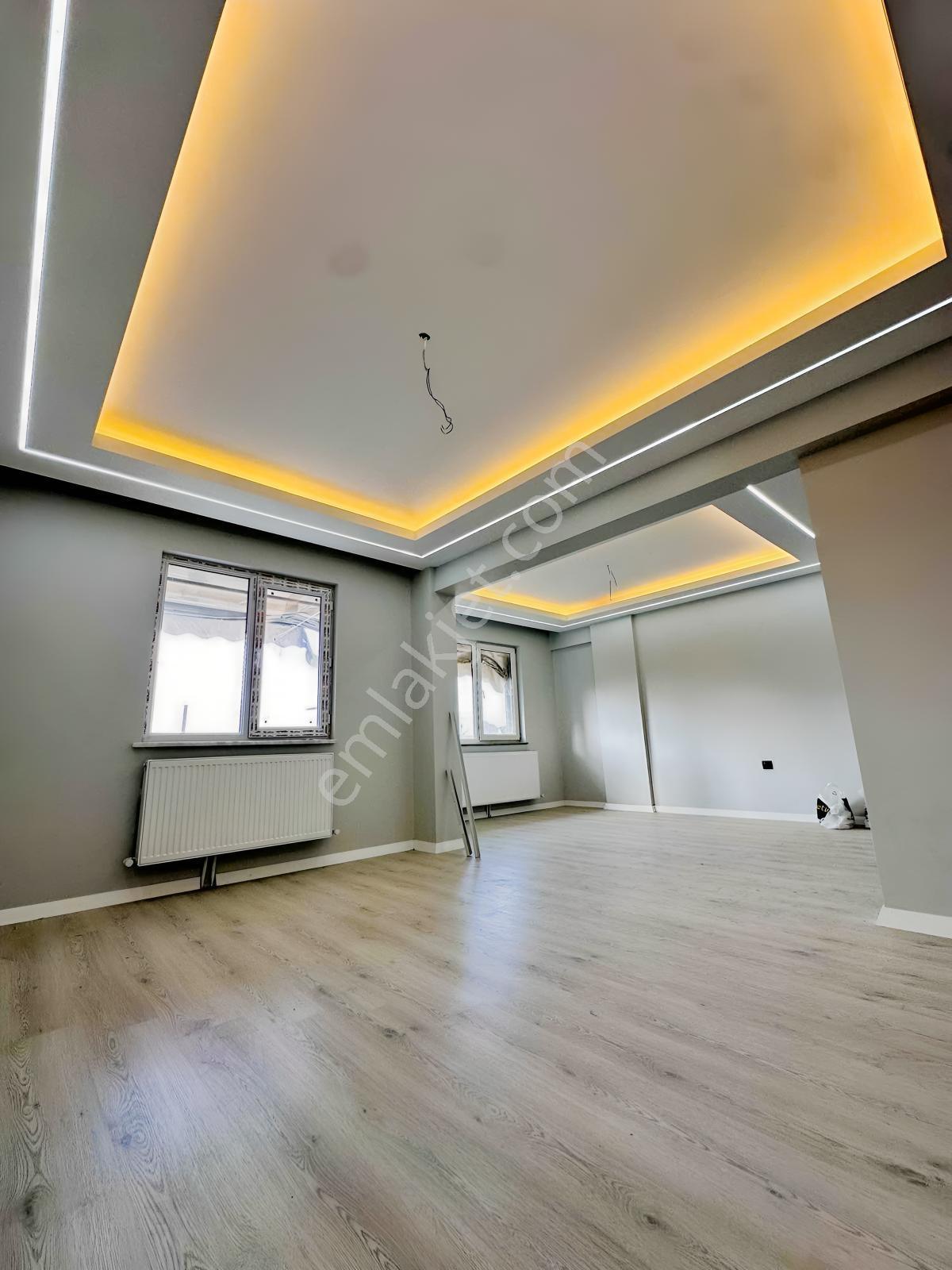 Mrv Beyoğlu Gayrimenkulden Şehrin Göbeğinde Satılık 3+1 Daire — fotoğraf 19
