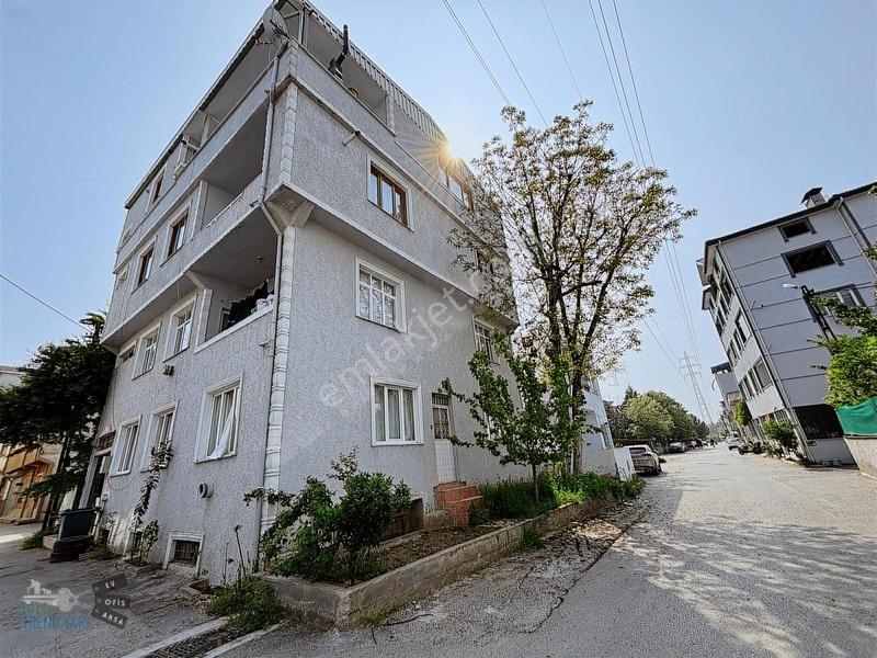 Yunusemre'de Harika Yapılı Masrafsız 4 Katlı Bina — fotoğraf 2