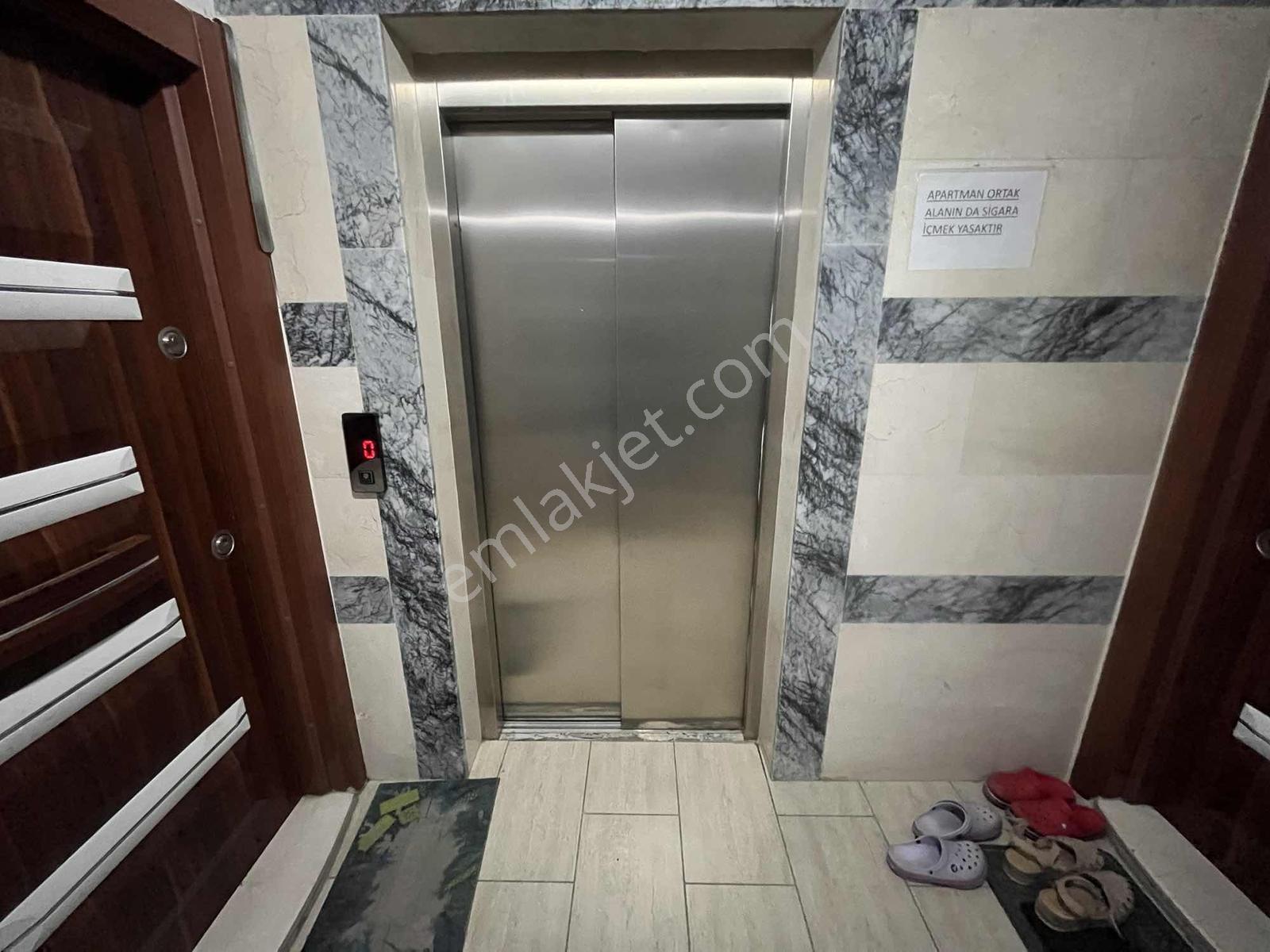 Dağlı !gayrimenkul'den|cadde Üzeri|ara|kat|2+1|eşyalı|satılık — fotoğraf 19