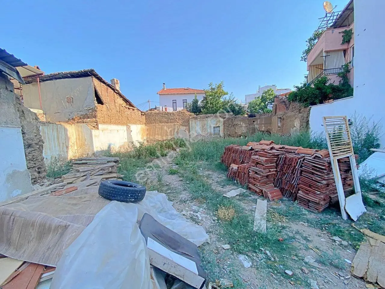Tek Yetkili Uytun'dan Tuzcumurat'ta Daire Takaslı Satılık Arsa — fotoğraf 2