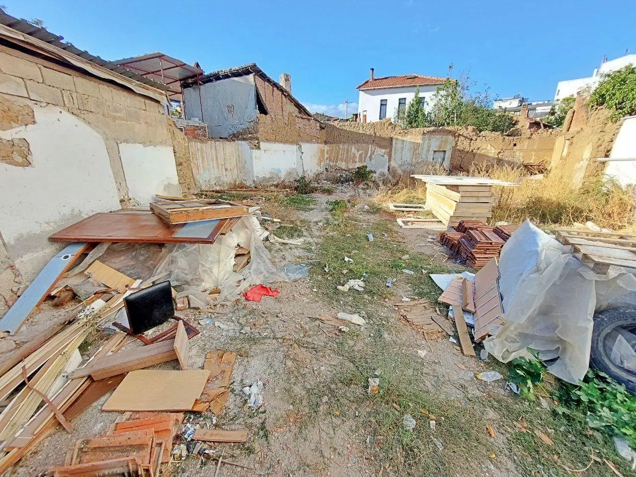 Tek Yetkili Uytun'dan Tuzcumurat'ta Daire Takaslı Satılık Arsa — fotoğraf 7