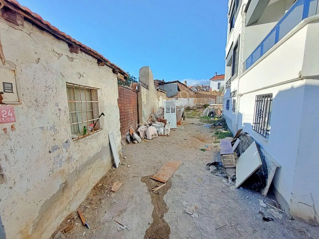Tek Yetkili Uytun'dan Tuzcumurat'ta Daire Takaslı Satılık Arsa — fotoğraf 23