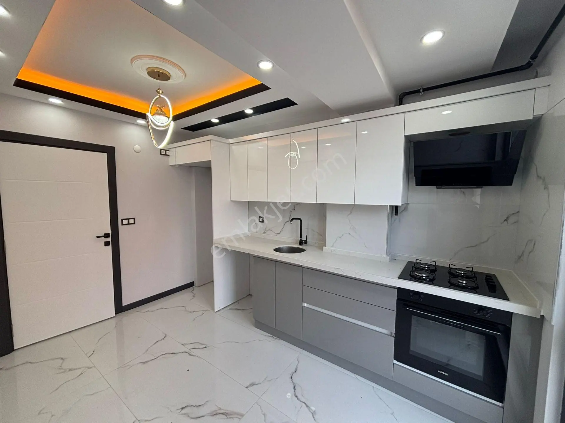 **eryıldız İnşaat'tan**devlet Hastanesi Yanı Ultra Lüks 2+1 Daire — fotoğraf 4