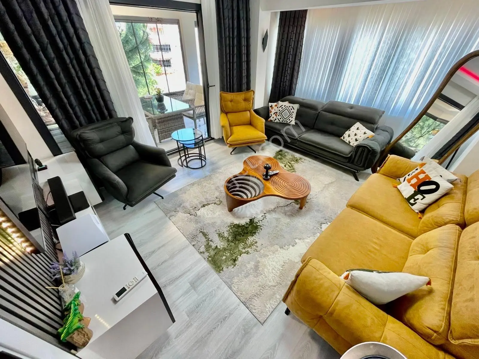 ꧁ay Emlaktan꧂akçay Merkezde ***full Kredili***arakat Köşe Ön Cephe Satılık 3 Balkonlu 3+1 Daire — fotoğraf 8