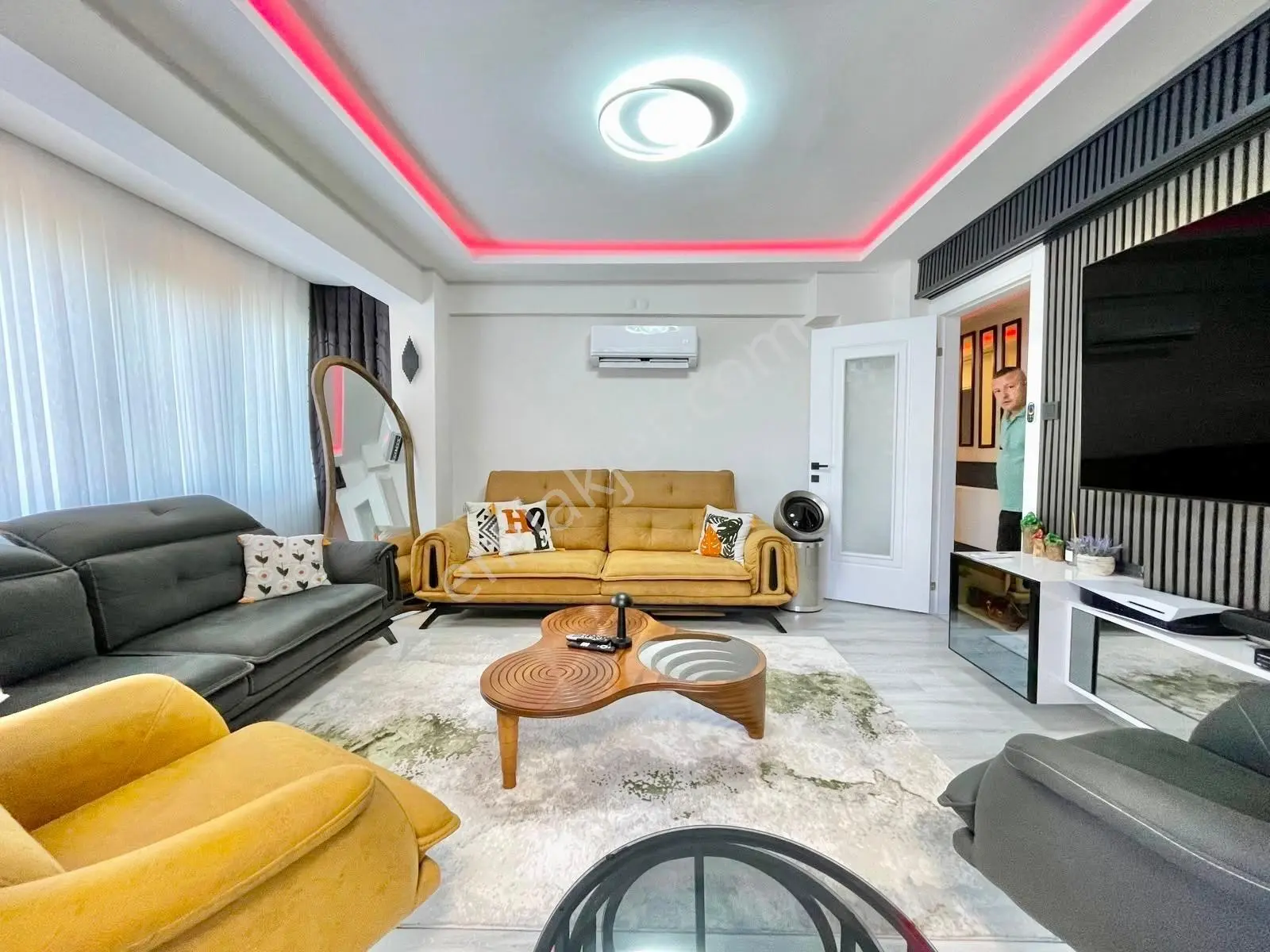 ꧁ay Emlaktan꧂akçay Merkezde ***full Kredili***arakat Köşe Ön Cephe Satılık 3 Balkonlu 3+1 Daire — fotoğraf 32