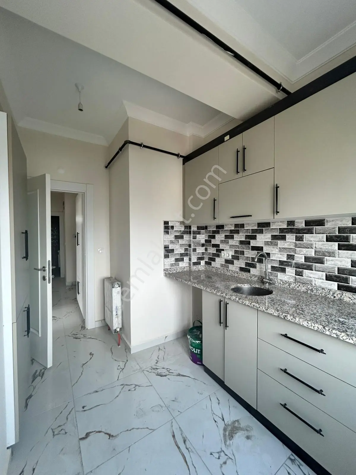Mertcan'dan Mithatpaşa Cad Üzerinde 4+1 Teraslı Lüks Dubleks Daire — fotoğraf 25