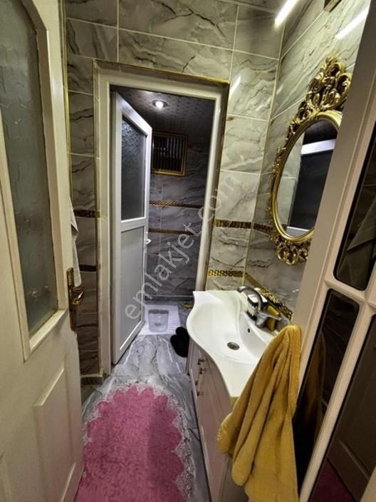 Ulubatlı Mahallesinde 6 Odalı Tekli Süper Ara Kat Daire — fotoğraf 18