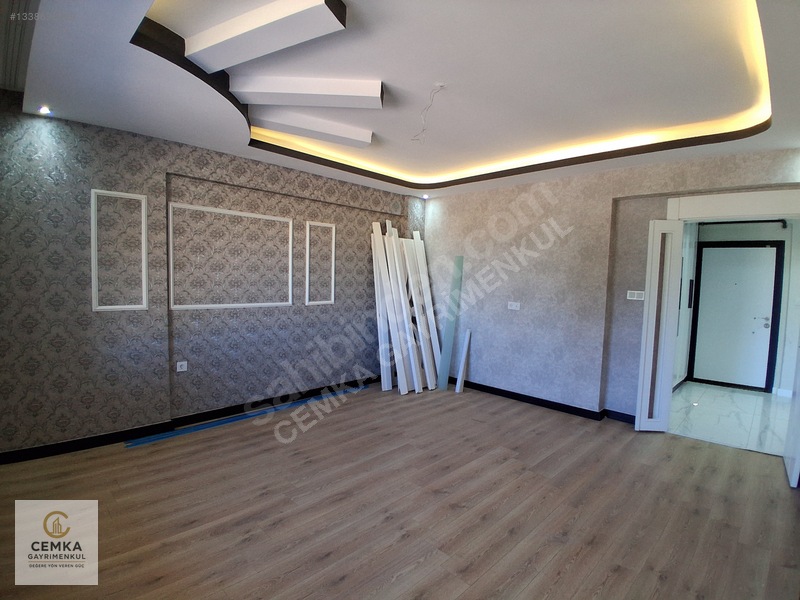Alpaslanda Merkezi Konumda Yerden Isıtma Kiralık 3+1 — fotoğraf 9