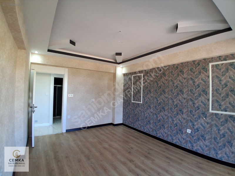 Alpaslanda Merkezi Konumda Yerden Isıtma Kiralık 3+1 — fotoğraf 14