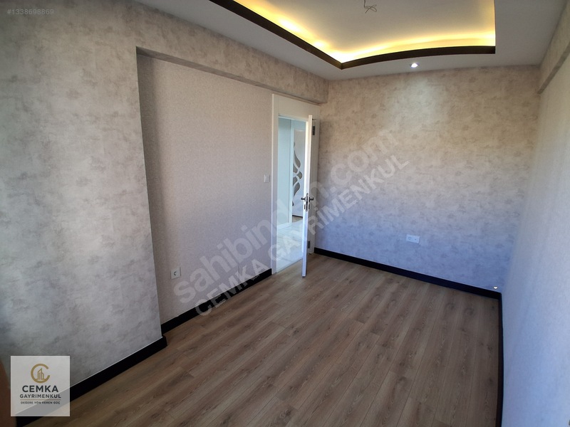 Alpaslanda Merkezi Konumda Yerden Isıtma Kiralık 3+1 — fotoğraf 21