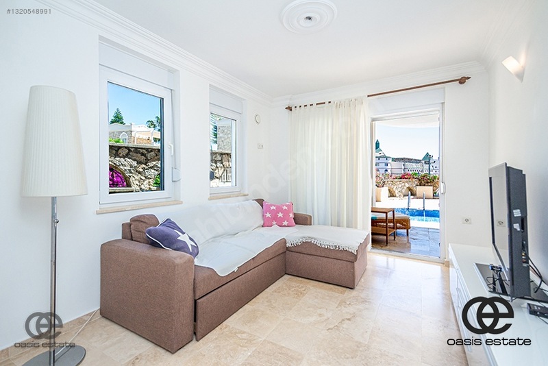Konaklı'da Deniz Manzaralı, Havuzlu 4+1 Lüks Villa — fotoğraf 13