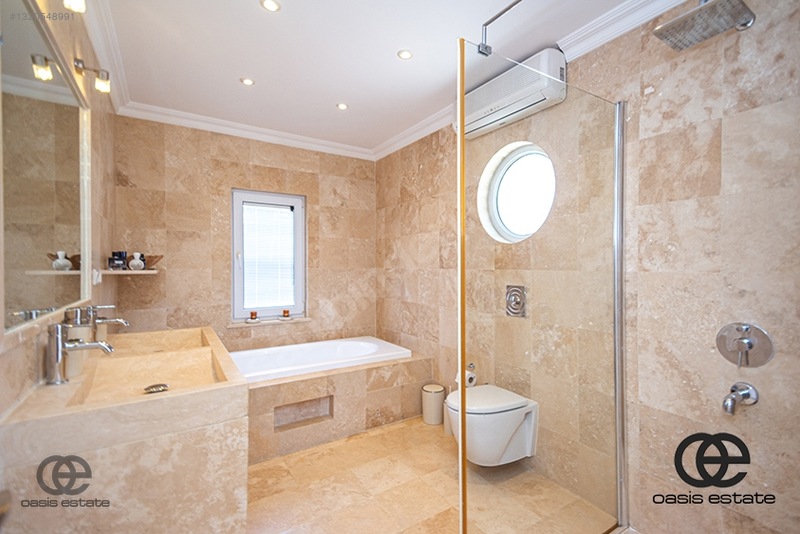 Konaklı'da Deniz Manzaralı, Havuzlu 4+1 Lüks Villa — fotoğraf 23
