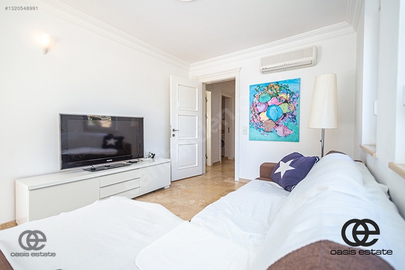 Konaklı'da Deniz Manzaralı, Havuzlu 4+1 Lüks Villa — fotoğraf 25