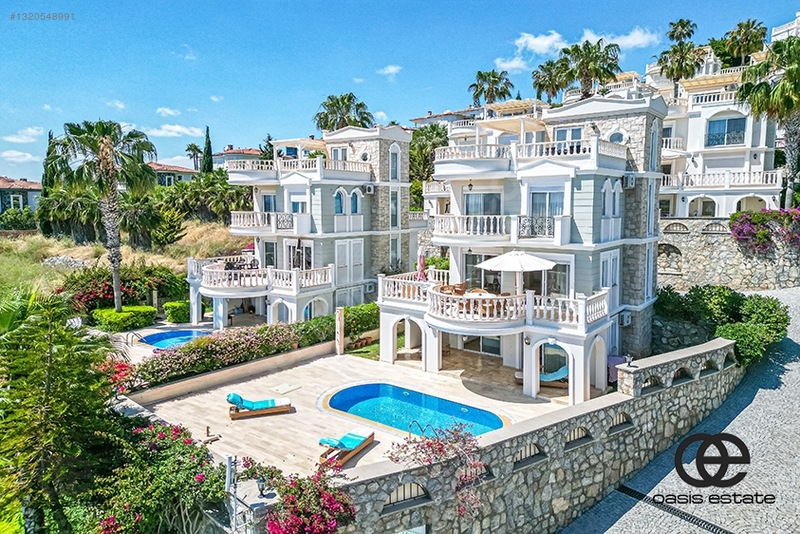 Konaklı'da Deniz Manzaralı, Havuzlu 4+1 Lüks Villa — fotoğraf 28