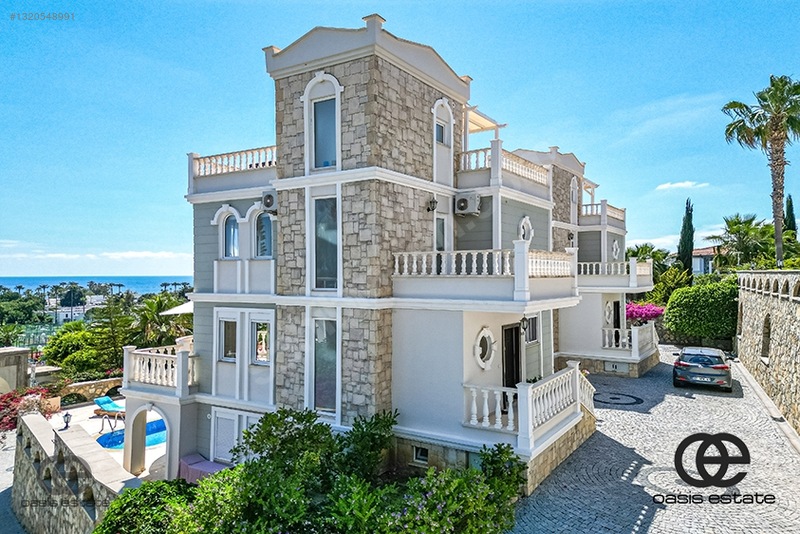 Konaklı'da Deniz Manzaralı, Havuzlu 4+1 Lüks Villa — fotoğraf 30