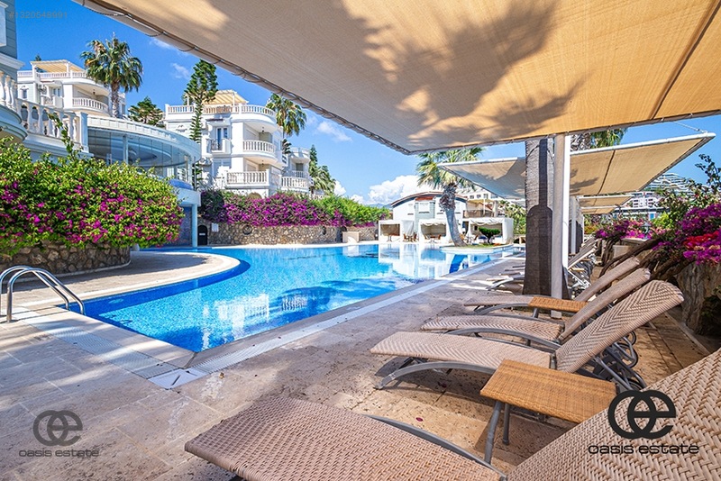 Konaklı'da Deniz Manzaralı, Havuzlu 4+1 Lüks Villa — fotoğraf 36