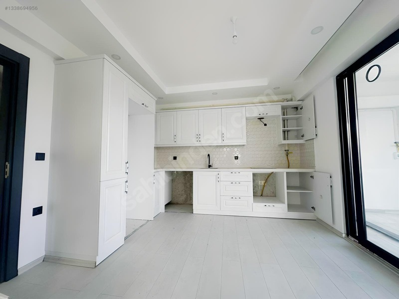 Dikmen Gayrimenkulden Ayazlıda 3+1 Kiralık Daire — fotoğraf 3