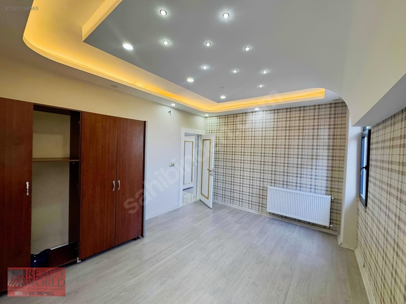 Realty World Mns2 Şükran'dan Satılık 4+0 — fotoğraf 8