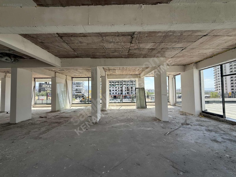 Kenan Yüksel Gayrimenkul'den Yüzakın Da Satılık 464 M2 Dükkan — fotoğraf 4