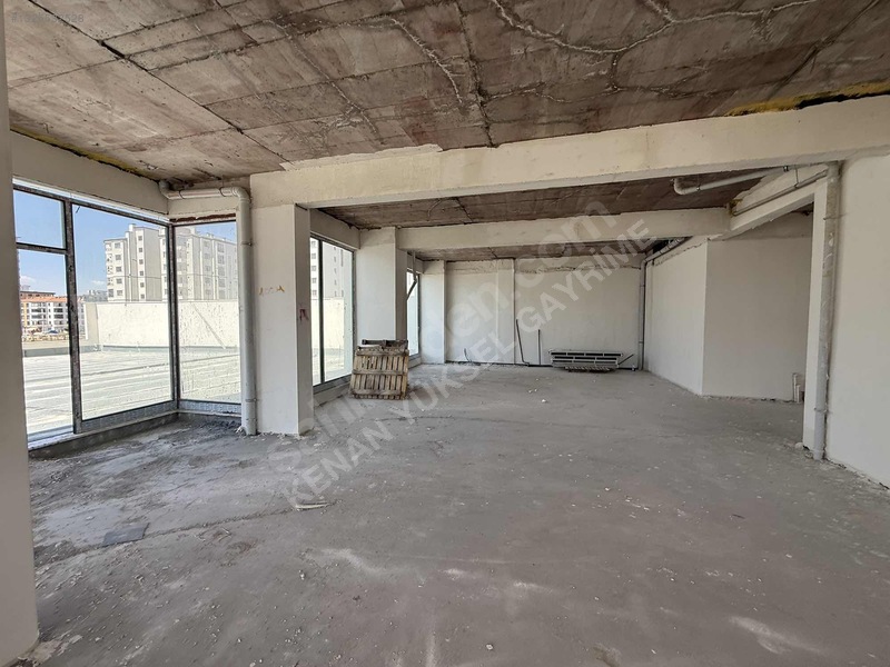 Kenan Yüksel Gayrimenkul'den Yüzakın Da Satılık 464 M2 Dükkan — fotoğraf 8
