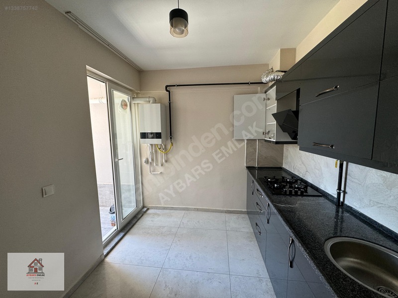 Aybars Emlak'tan Yeni Mahallede Kiralık 2+1 Daire — fotoğraf 7
