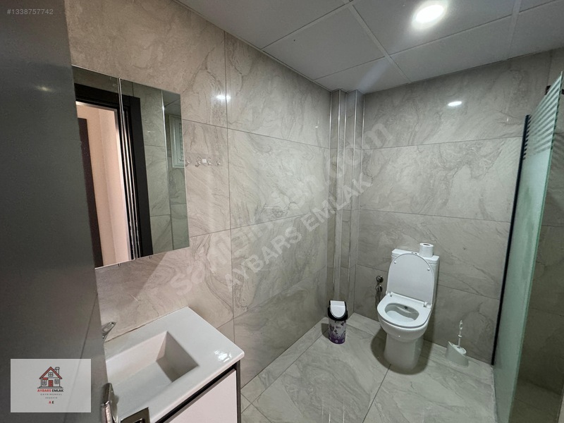 Aybars Emlak'tan Yeni Mahallede Kiralık 2+1 Daire — fotoğraf 9