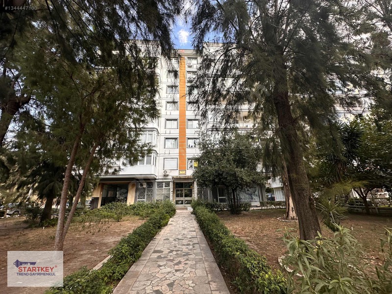 Bayraklı Osmangazi De Asansörlü Binada 3+1 Satılık Daire — fotoğraf 2