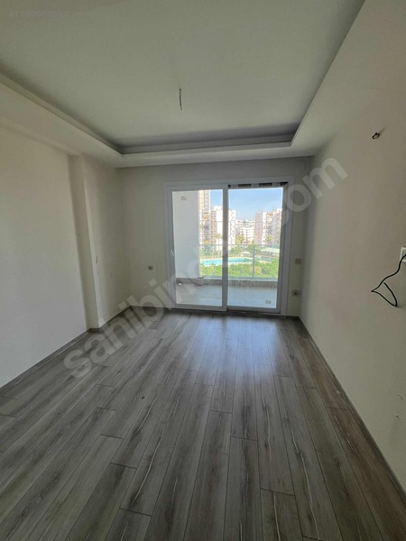 Mezitli Deniz Mahallesinde Kiralık 2+1 Daire — fotoğraf 6