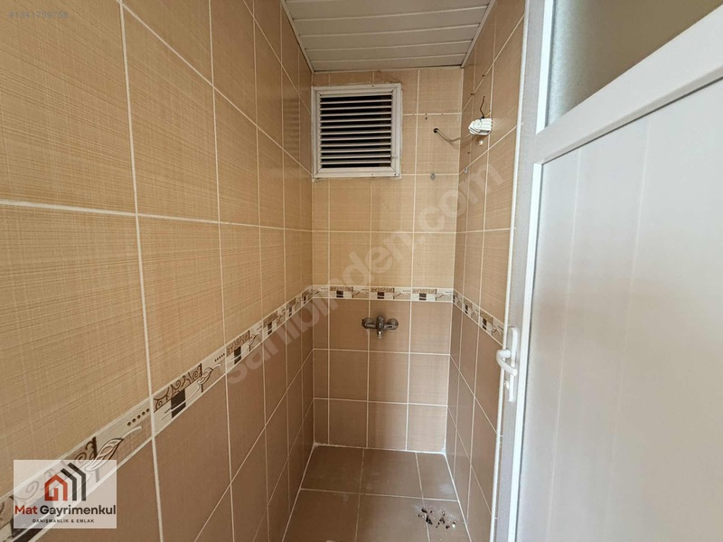 Mert Atmaca'dan 2+1 Merkezi Konumda Ç.banyo^iskanlı Geniş Oturum — fotoğraf 15