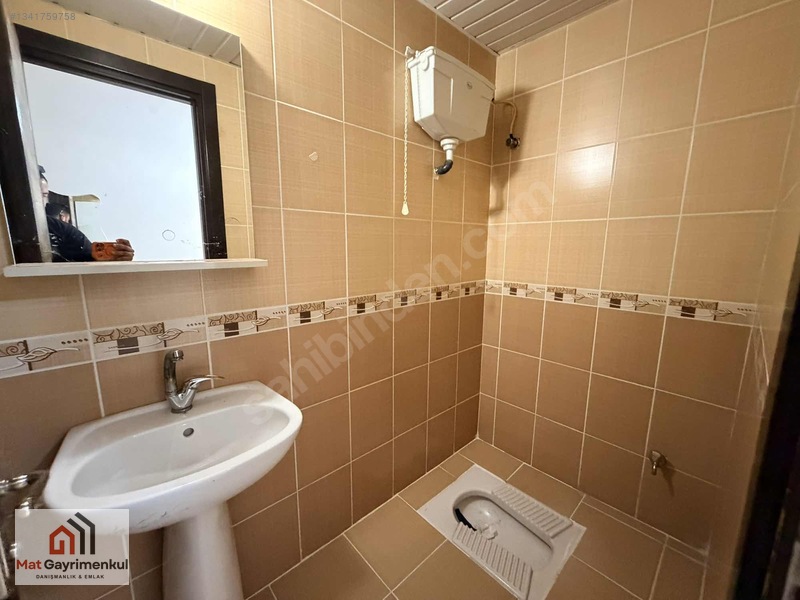 Mert Atmaca'dan 2+1 Merkezi Konumda Ç.banyo^iskanlı Geniş Oturum — fotoğraf 27