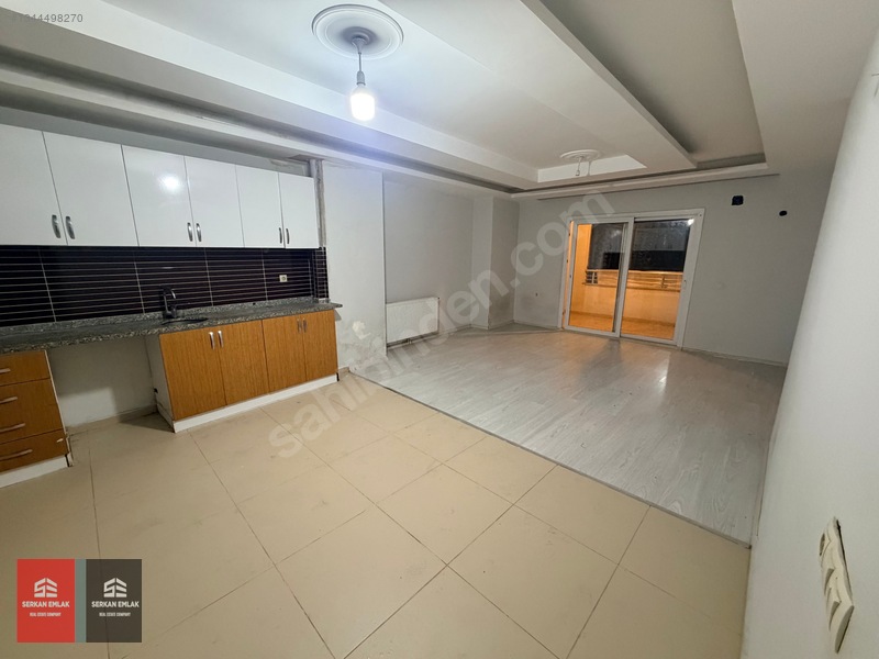 Serkan Emlak'ten Çarşıda İhsaniye'de Yeni Bina Kiralık Daire 2+1 — fotoğraf 6