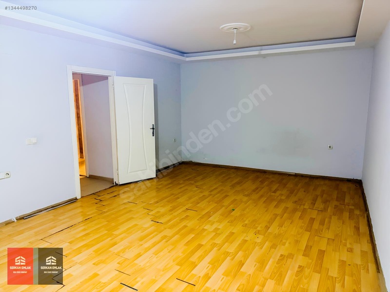Serkan Emlak'ten Çarşıda İhsaniye'de Yeni Bina Kiralık Daire 2+1 — fotoğraf 25