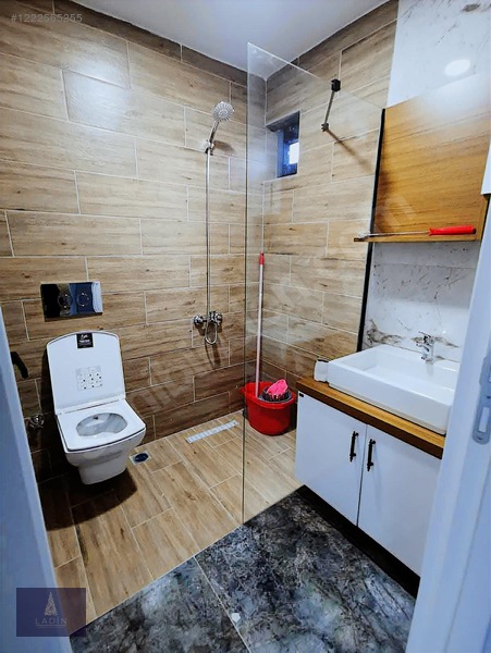 Ladin Gayrimenkulden Sitede Göl Ve Orman Manzaralı Yeni Villa — fotoğraf 5