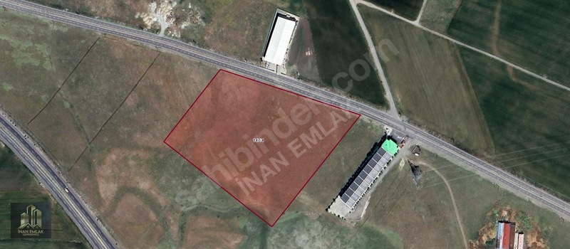 Satılık Üniversite Ve Şeker Fab. Civ Ana Yol Cep. 34500 M2 Tarla — fotoğraf 2