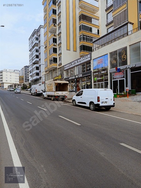 Vadi Mah Ana Cadde Üzeri Köşe Başı Kiralık İş Yeri