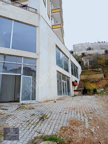 Vadi Mah Ana Cadde Üzeri Köşe Başı Kiralık İş Yeri — fotoğraf 5