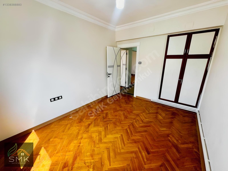 Gazi Muhtar'da Fırsat 4+1, 240 M² Bakımlı Ara Kat Daire — fotoğraf 17