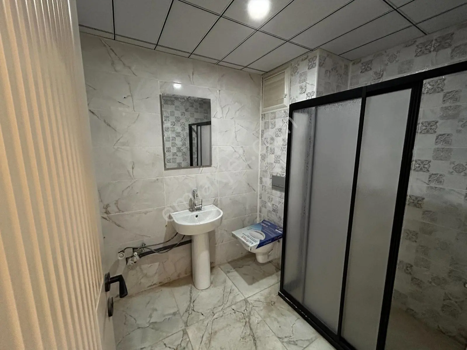 Roma Gayrimenkul'den Akbayır'da Geniş Ferah 2+1 Satılık Daire — fotoğraf 15