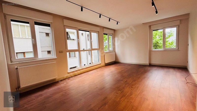 Suadiyede Varondan Feride Geçidine 6dk Özel Tasarım 3+1 135m2 — fotoğraf 4