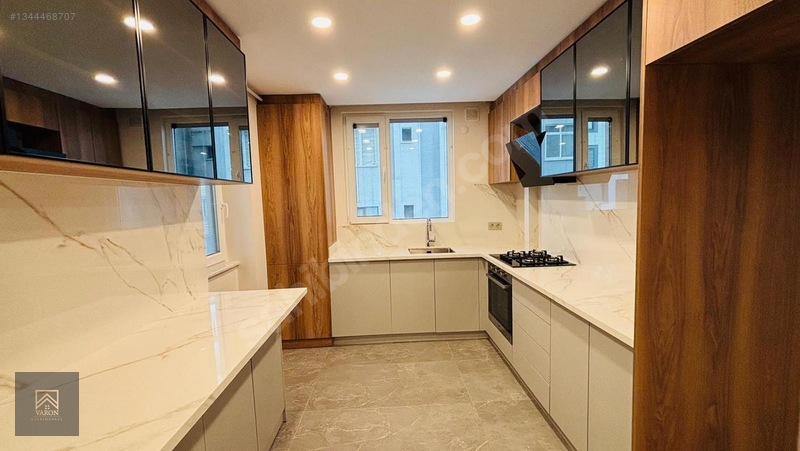 Suadiyede Varondan Feride Geçidine 6dk Özel Tasarım 3+1 135m2 — fotoğraf 25