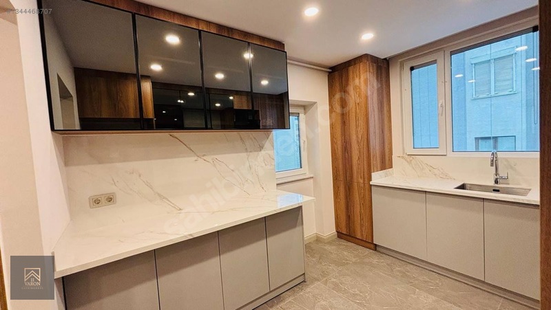 Suadiyede Varondan Feride Geçidine 6dk Özel Tasarım 3+1 135m2 — fotoğraf 26